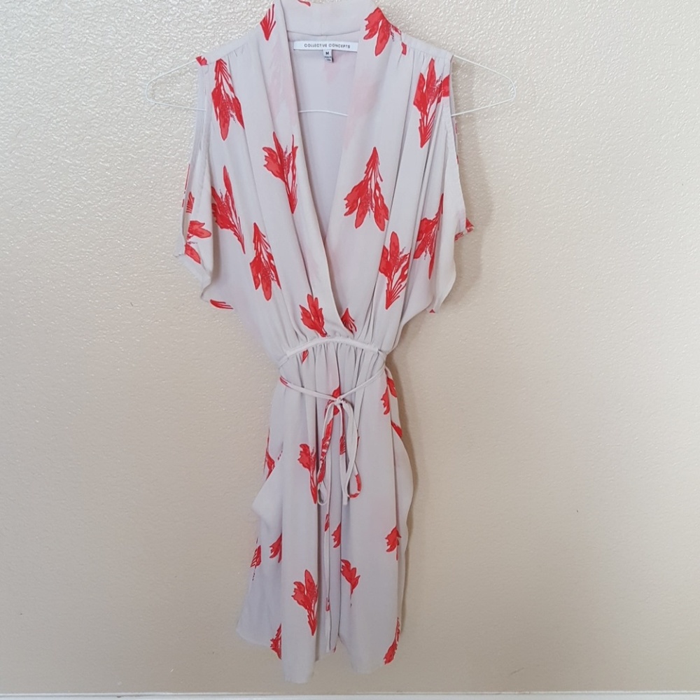 VICI-Cold shoulder spring floral wrap dress